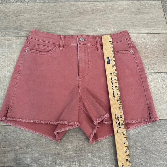 WONDERLY WOMENS PINK SHORTS SIZE 4 REGULAR - Picture 2 of 8